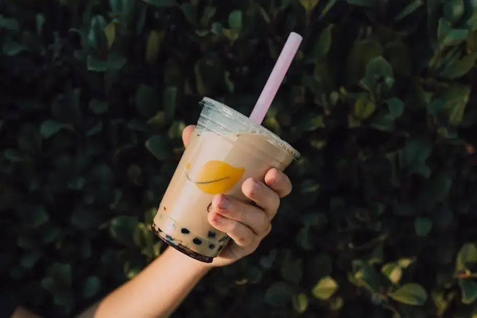 为什么压力大时总想喝奶茶？奶茶对身体的危害及消费趋势分析  第1张