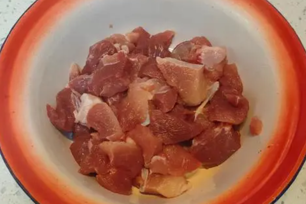 自制午餐肉的做法：食材准备与详细步骤，口感绝佳  第1张