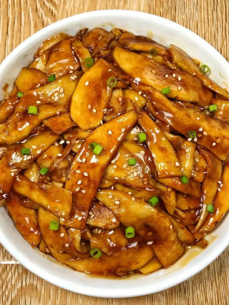 杏鲍菇炒鸡丝和杏鲍菇炒丝瓜的做法全解析  第1张