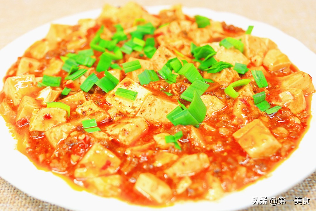 麻婆豆腐的家常做法：舌尖上的酥麻颤意，让你回味无穷  第1张