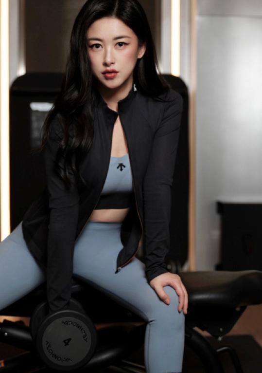 朱珠的珠圆玉润身材：打破娱乐圈纤瘦审美，缓解女性身材焦虑  第6张