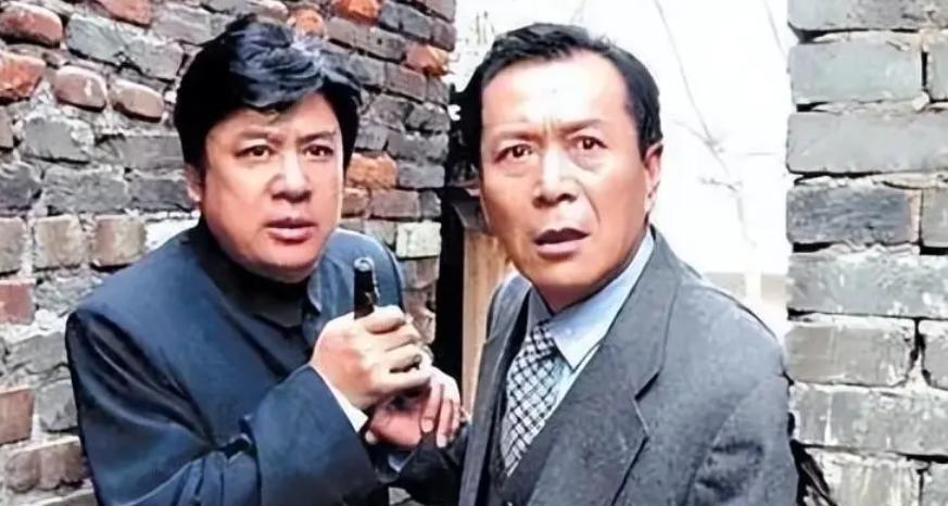 重案六组郑一民角色深入人心，演员张潮事业爱情双丰收  第4张