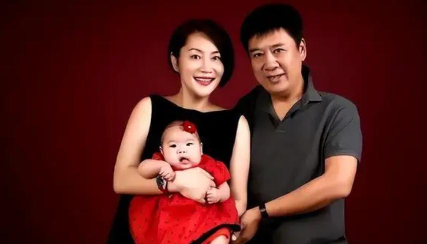 重案六组郑一民角色深入人心，演员张潮事业爱情双丰收  第8张