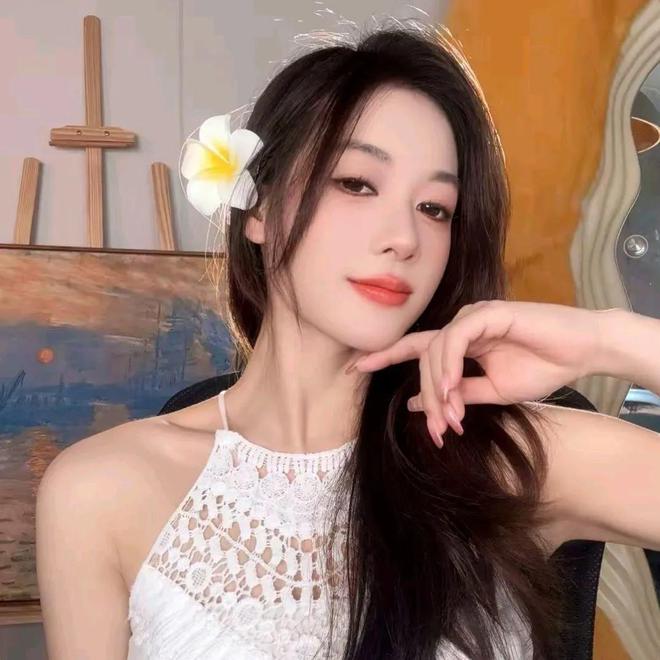 退役体操运动员吴柳芳擦边视频引发争议，国货品牌力挺遭网友抵制  第1张