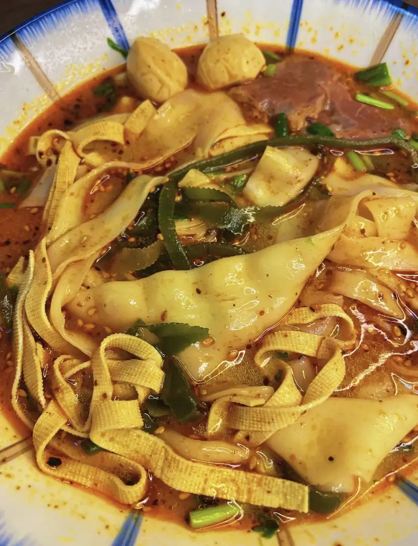 河南烩面：中原美食的璀璨明珠，承载千年历史与浓郁风情  第2张
