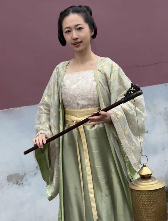 横店群演薪资调整：基础费用上涨但时薪下降，实际到手薪资受影响  第4张