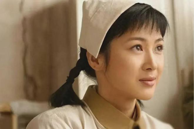 童蕾：从亮剑女神到老赖，不惑之年的人生起伏与坚韧  第1张