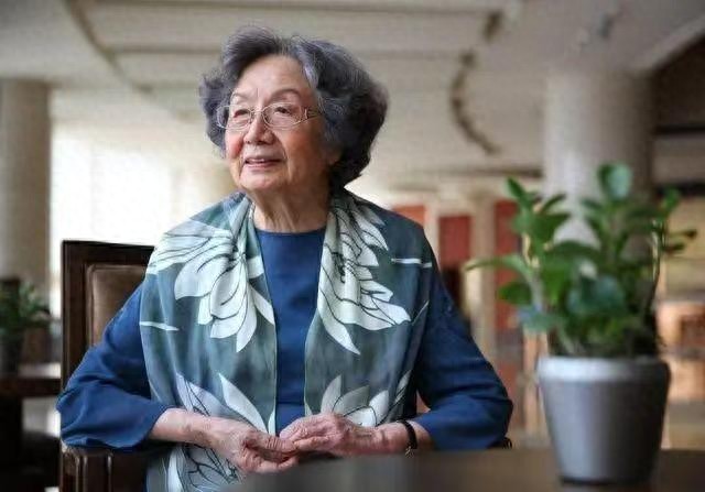 叶嘉莹先生百岁仙逝：追忆与缅怀，重温南开之夜的珍贵一夕之谈  第1张