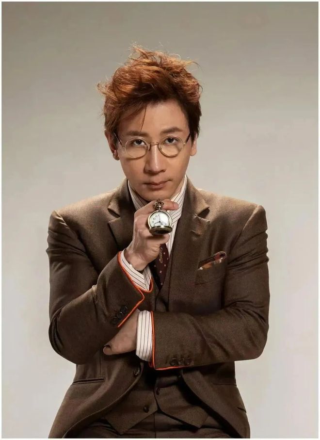 刘谦春晚走红后患肺腺癌零期，坚持演出后手术康复  第2张