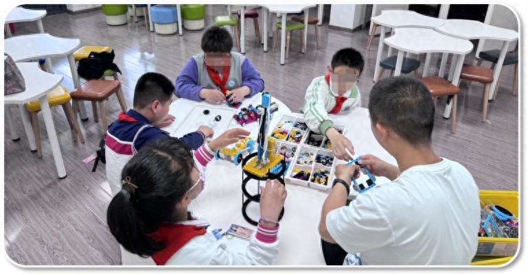 闸北八中篮球课上的特别男孩：从小学到初中的运动成长故事  第1张