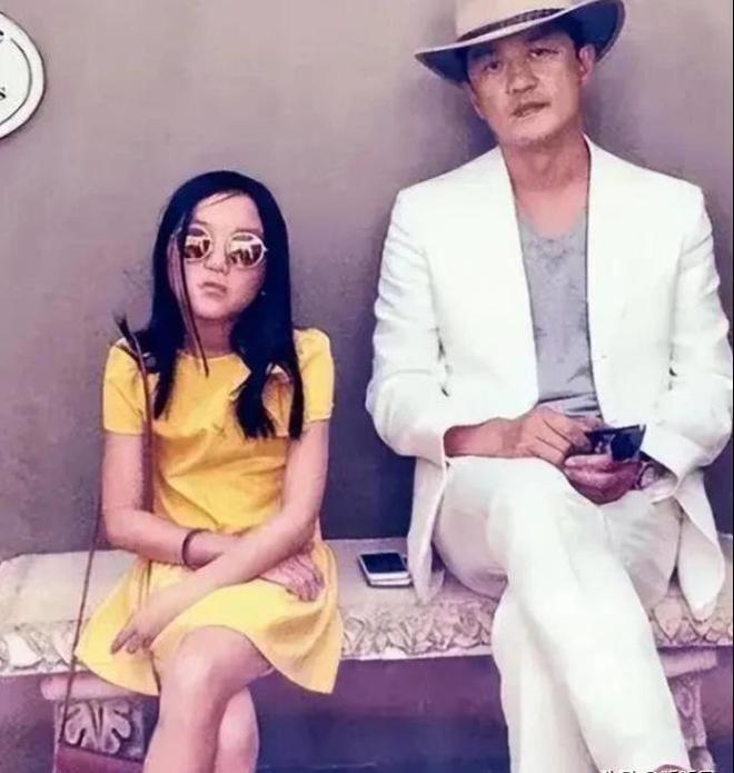 李嫣与王菲合照揭示母女独特魅力，蜕变背后的温情与传承  第9张