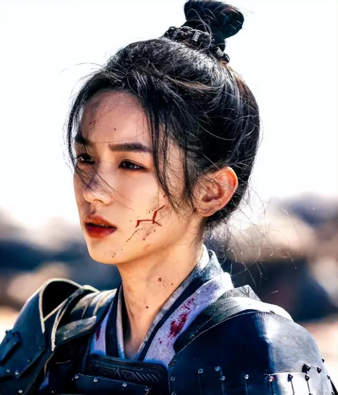 锦月如歌：女扮男装征战沙场，大女主励志成长传奇  第2张