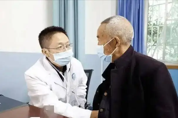 健康达人钱大伯遭遇前列腺癌疑云：医生揭示两大健康误区  第2张