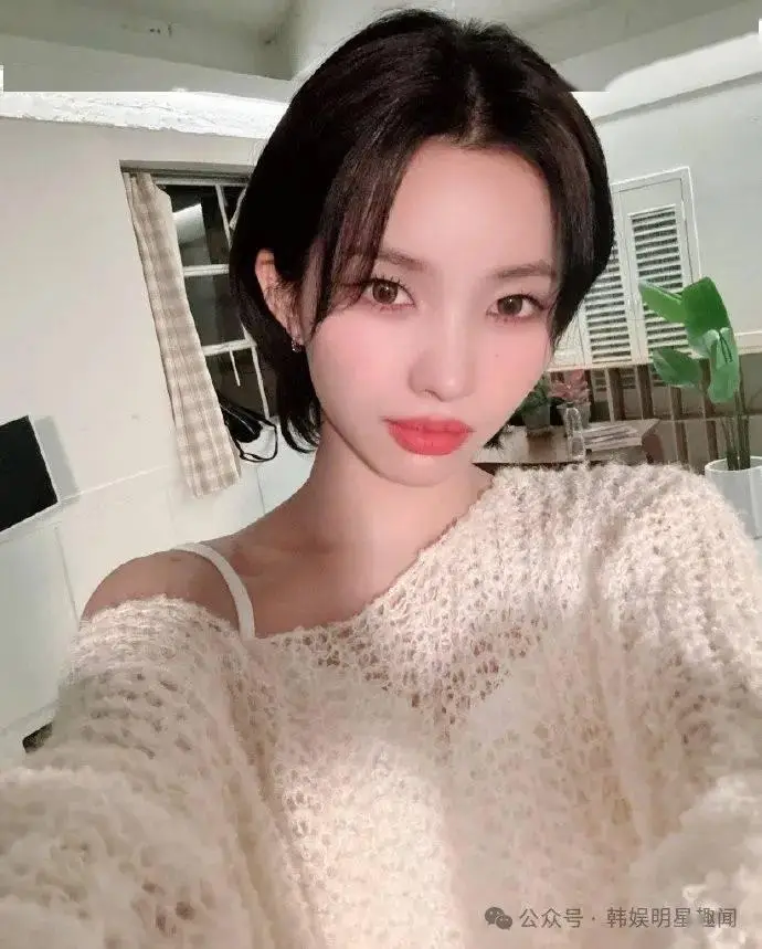 (G)I-DLE田小娟续约问题引热议，队长深情吐露对成员的爱与期待  第3张
