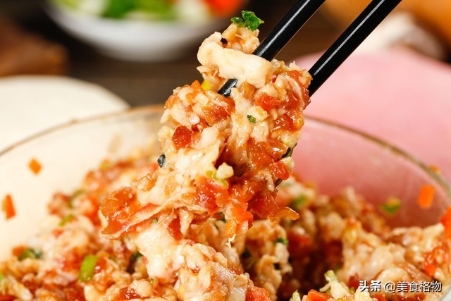 冬季北方美食首选：酸菜猪肉水饺，解腻又养生  第10张
