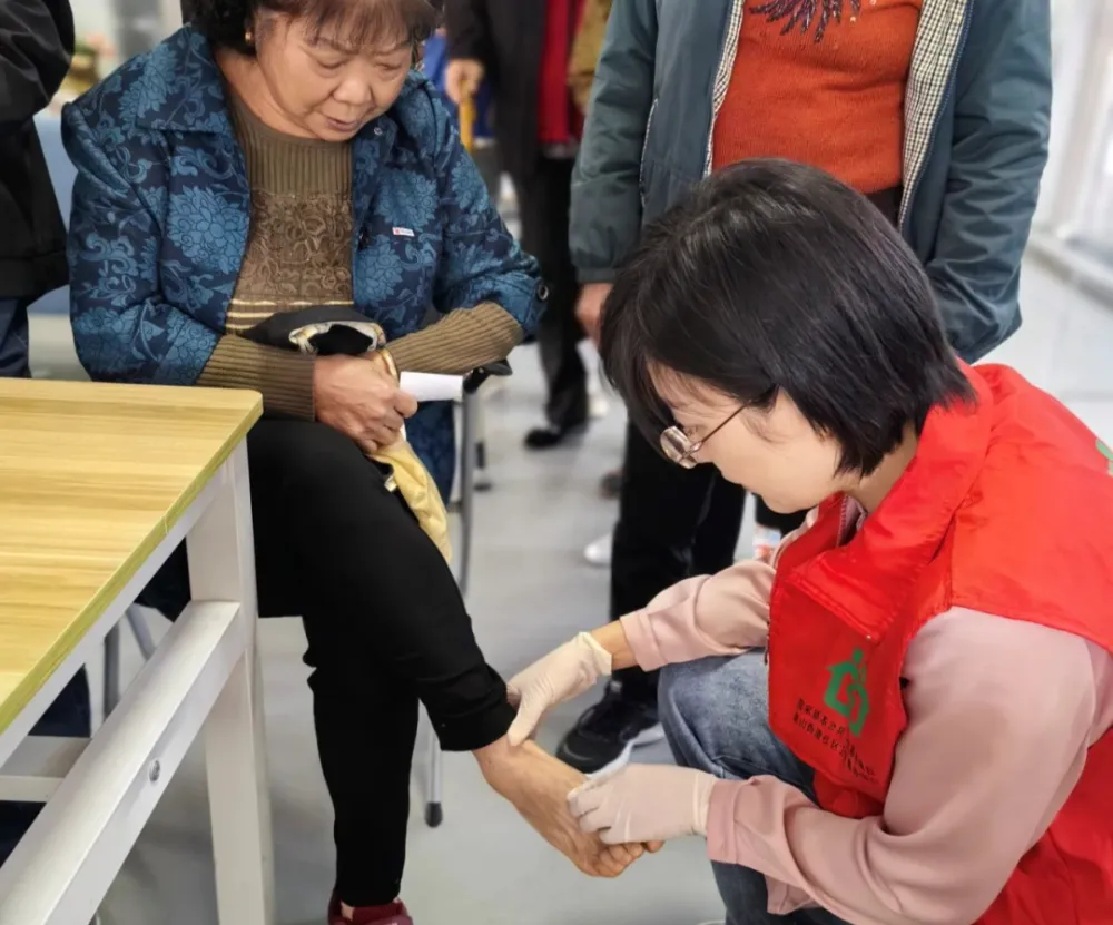 泰山街道社区卫生服务中心消化内科十年发展历程与成就  第3张