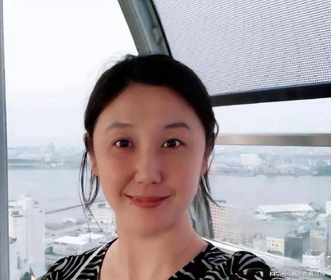 娱乐圈老少恋夫妻：李婷与寇振海的爱情故事及婚后生活  第4张