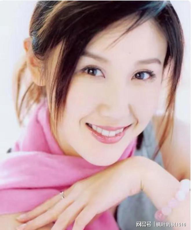 娱乐圈老少恋夫妻：李婷与寇振海的爱情故事及婚后生活  第5张