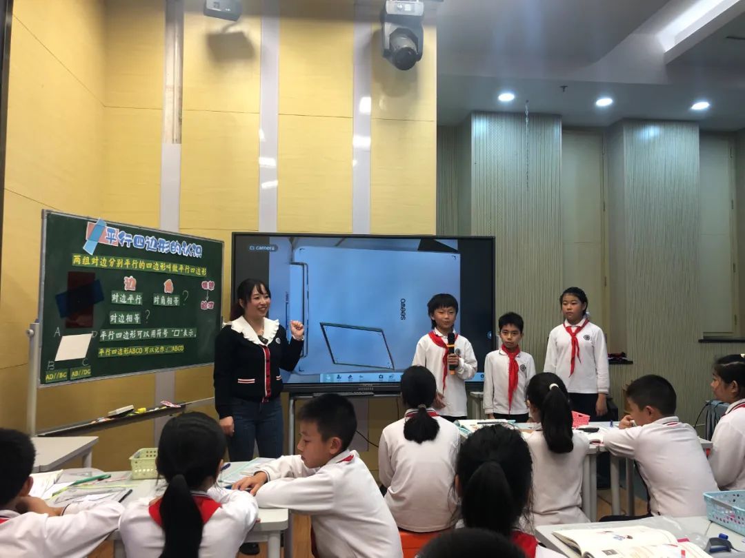 上海世博家园实验小学创新教学：学生运用AI续写神话，校长惊喜  第5张
