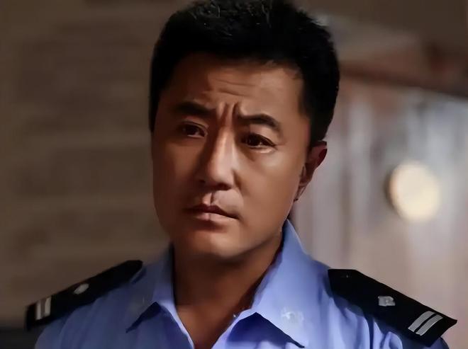 我是刑警：2024年最优秀刑侦剧，真实大案融入剧情，收视率飙升  第5张