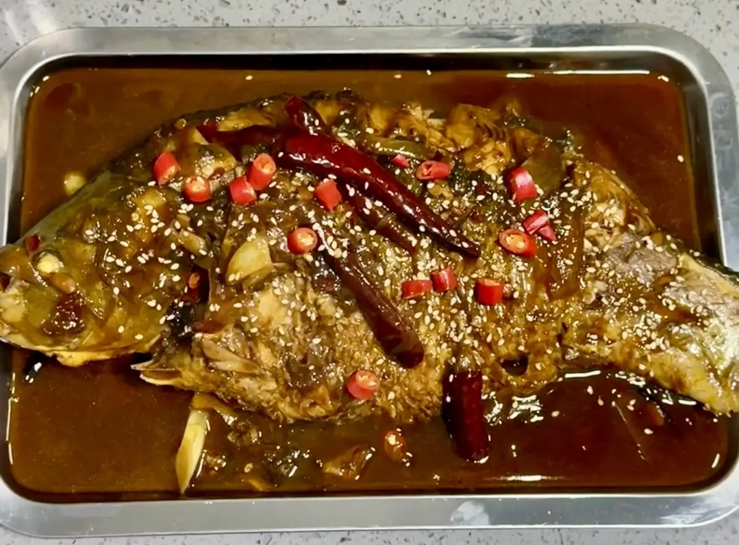探索中国传统美食：红烧鲤鱼的制作与文化传承  第4张