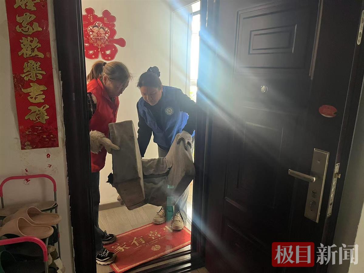 武汉市东西湖区走马岭街道开展大件垃圾专项回收服务，居民赞不绝口  第3张