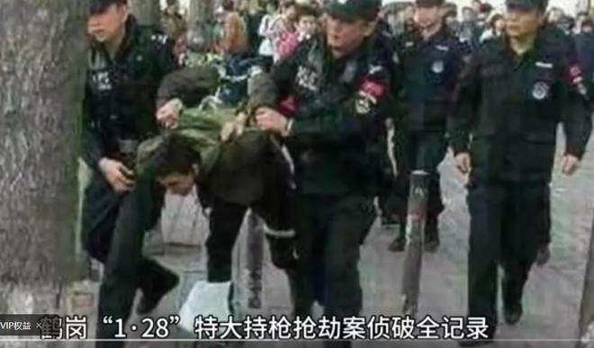 央视新剧我是刑警：还原1995年鹤岗‘128’持枪案，重案实录刑侦大剧震撼上线  第3张