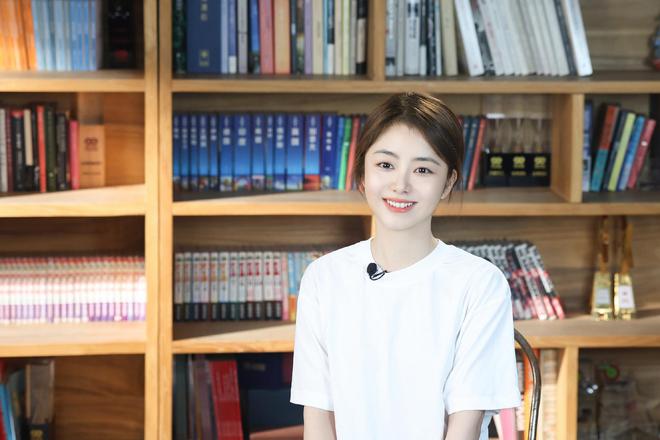谭松韵新剧蜀锦人家定档，再演古装女主剧，人气与影响力或将再提升  第5张