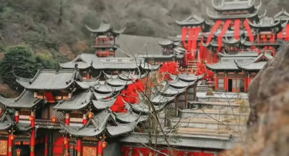 横店九龙潭影视基地取景地拆除引热议，国产古装剧第一狗皮膏药遭观众厌烦  第22张