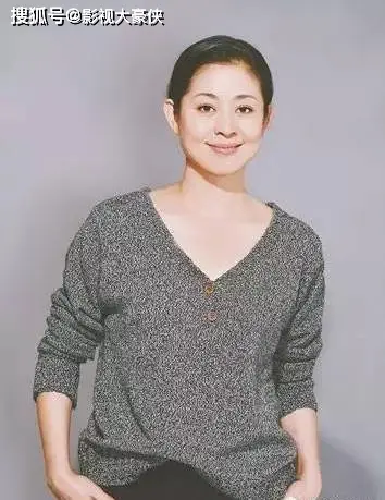 倪萍感情经历揭秘：5段感情3段婚姻，从青涩到成熟的人生旅程  第1张