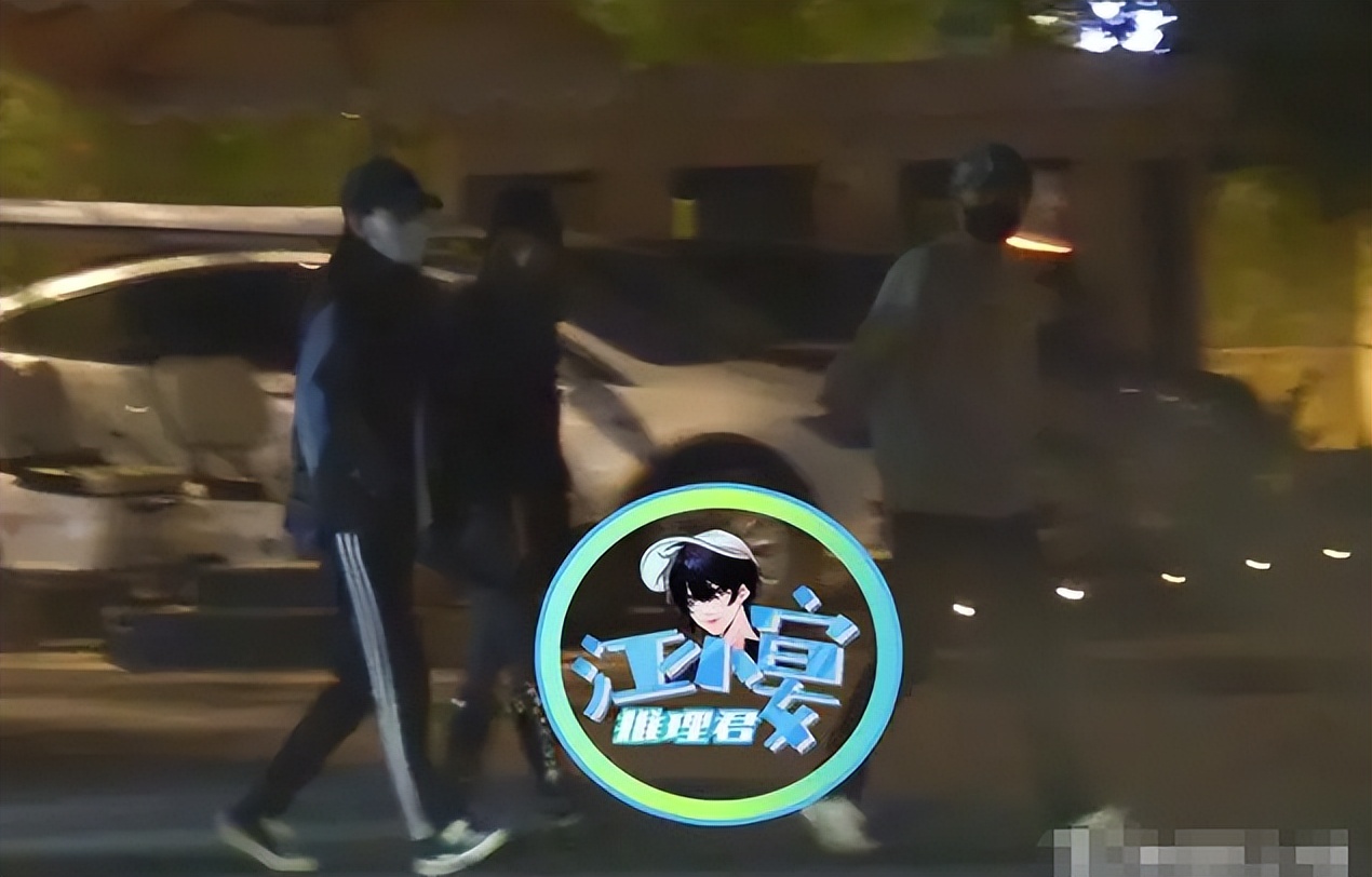 40岁内地男星文章新恋情曝光，与圈外女友同居试婚，感情稳定如老夫老妻  第2张