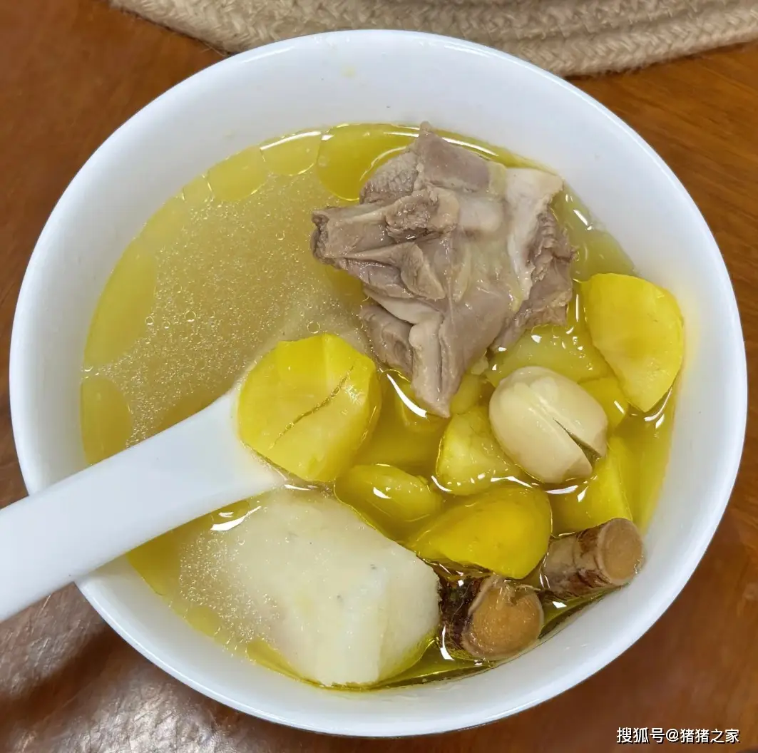 南方冬日必备滋补暖汤：五指毛桃板栗鸡汤，驱寒暖身增强免疫力  第6张