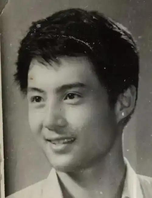 西游记白龙马王伯昭：从明星到街头卤肉摊的传奇人生  第5张
