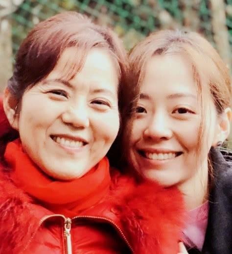 张靓颖与冯柯的悲情婚姻：从酒吧驻唱到人财两空，现男友的救赎能否改变命运？  第9张