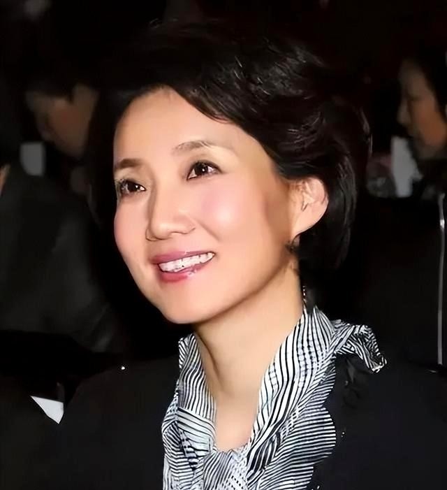 央视国脸李修平的传奇人生：从荧屏到幕后的精彩蜕变  第4张