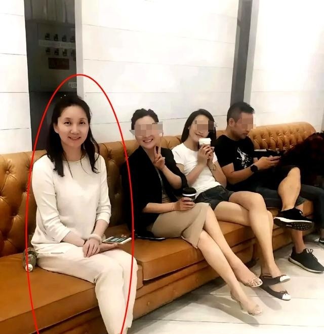 央视国脸李修平的传奇人生：从荧屏到幕后的精彩蜕变  第5张
