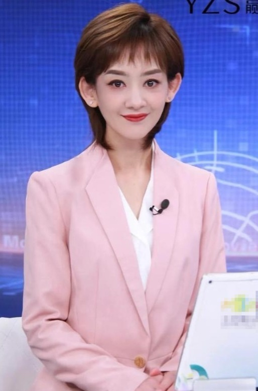 央视女主持瑶淼自曝患妇科病需手术切除子宫，网友纷纷安慰支持  第3张