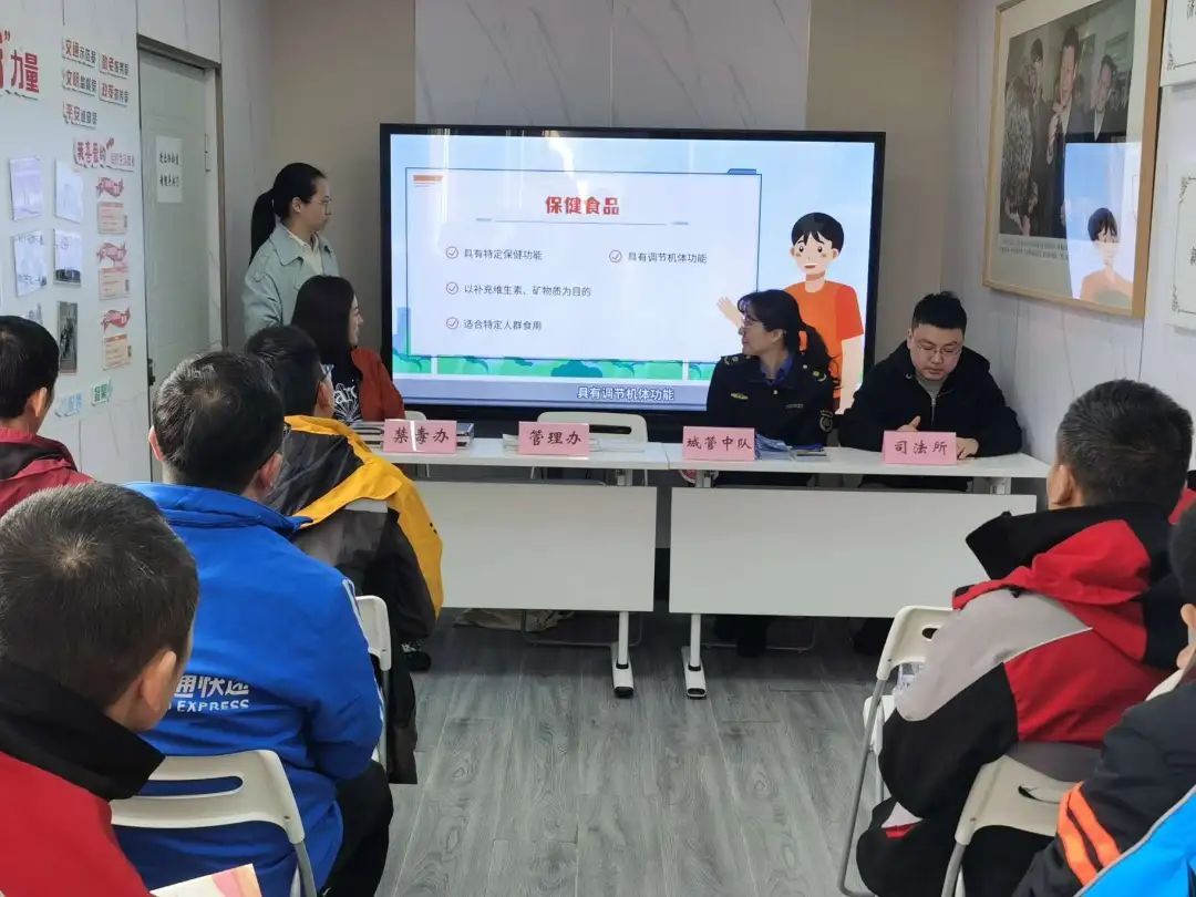 江宁路街道开展普法宣传活动，聚焦非机动车安全与市容环境管理  第2张