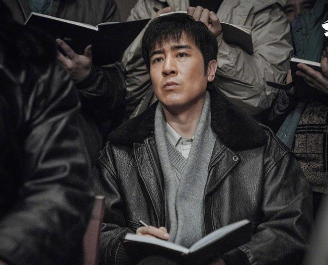 我是刑警：实力派演员云集，高度还原1995年鹤岗1·28持枪抢劫大案  第1张
