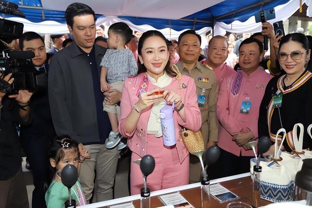 泰国总理佩通坦访问清迈府，批准6.4亿泰铢恢复工程，助力手工纺织业发展  第5张