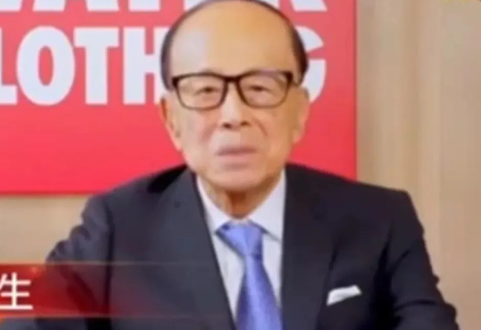 梁洛施新恋情曝光？与导演马浴柯街头牵手引热议  第12张