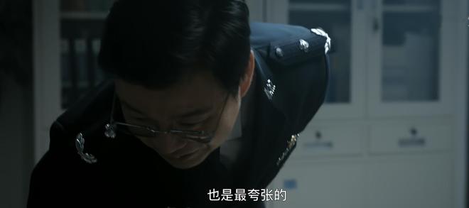 白夜破晓王迅饰演郑旗：加油站绑架案中的圆滑与警觉  第3张