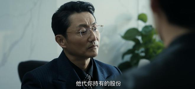白夜破晓王迅饰演郑旗：加油站绑架案中的圆滑与警觉  第7张