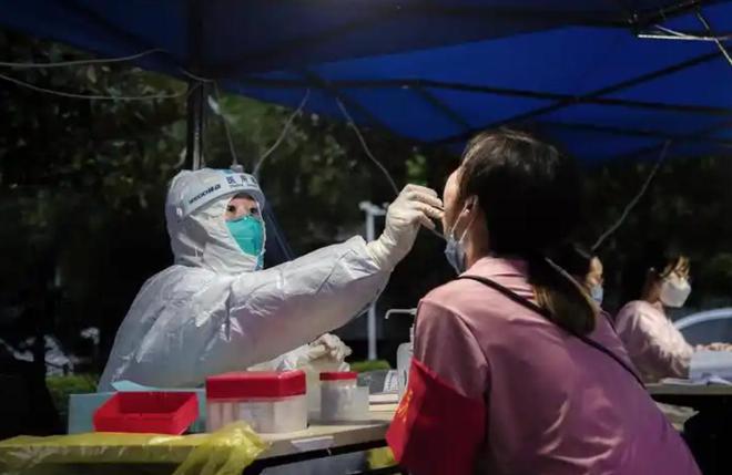 疫情三年：荒唐的疫苗与核酸时代，回忆与反思  第2张