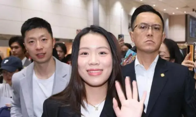 40名大陆学生赴台交流，神仙妹妹彭弋航成颜值焦点  第4张