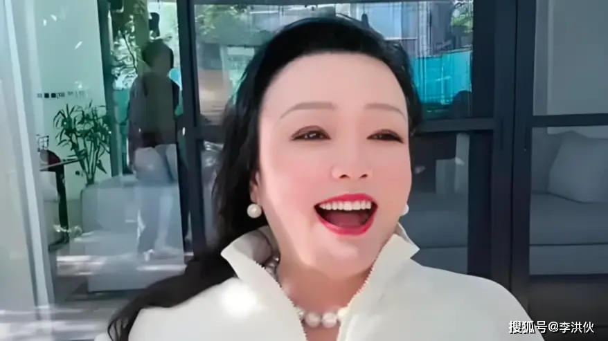 一路繁花嘉宾阵容揭晓：张兰与斯琴高娃缺席引发热议  第10张