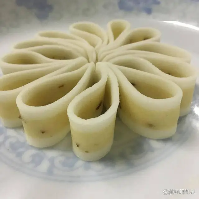 探索广西美食文化：桂林米粉与岭南风味的完美融合  第13张