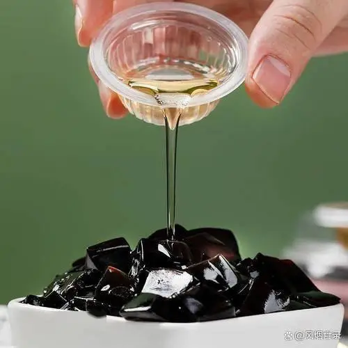 探索广西美食文化：桂林米粉与岭南风味的完美融合  第8张
