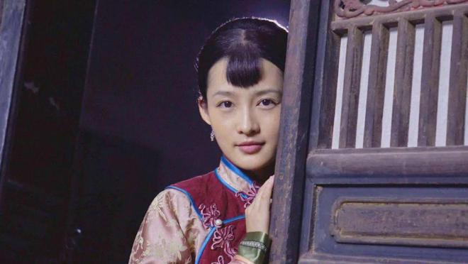 深夜惊魂：田小娥遭遇黑娃父亲鹿三的致命袭击  第1张