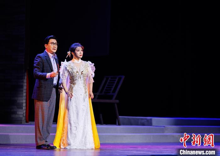 广东音乐曲艺团原创曲艺音乐剧小明星在广东省友谊剧院精彩上演  第1张